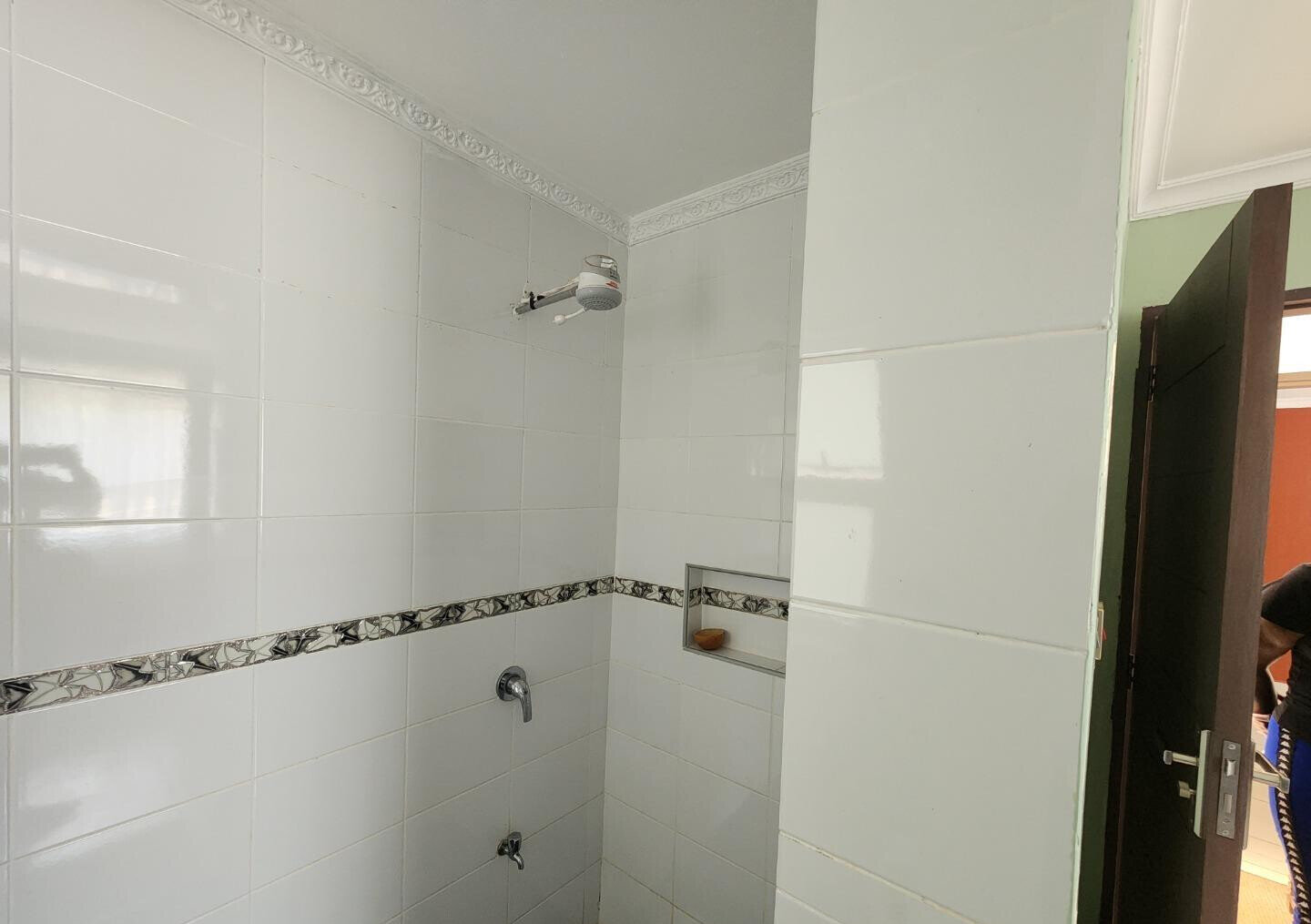 4BR All-Ensuite Townhouse with Gazebo & Golf Access - Thika Greens