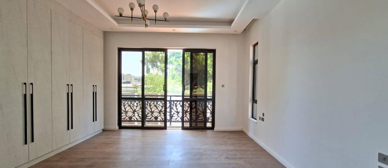 5BR Townhouse with Garden at KSh 115M