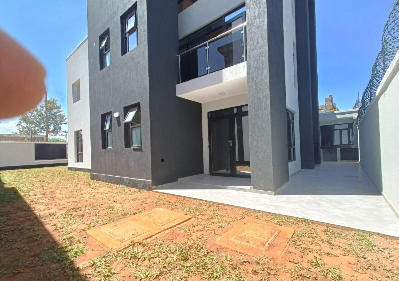 Contemporary 4BR Townhouse 2.5km from Thika Superhighway - Ruiru