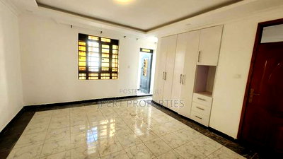 5bdrm Maisonette in Membely, Membley Estate for sale - Image 4