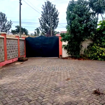 4bdrm Mansion in Membley Estate for sale - Image 2