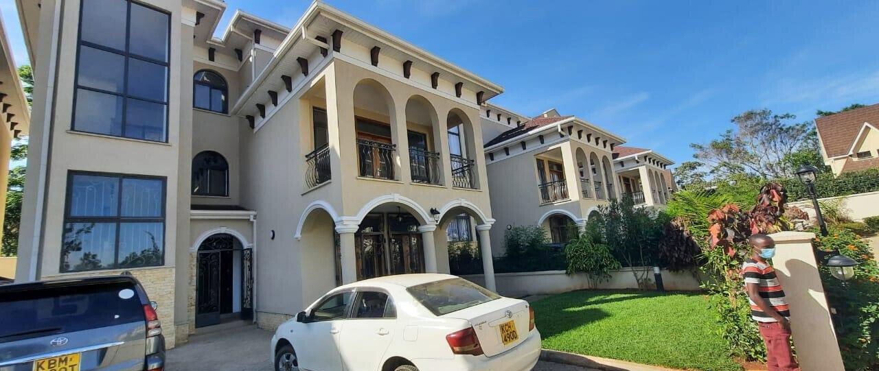 Brand New 5-Ensuite Townhouse with Library & Fireplace - Lavington