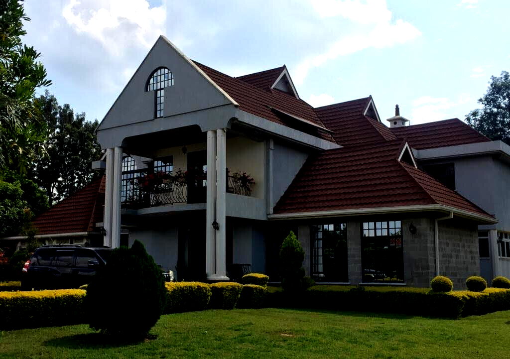 Half Acre 4BR Haven at KSh 350K