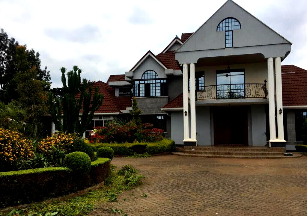 Half Acre 4BR Haven at KSh 350K