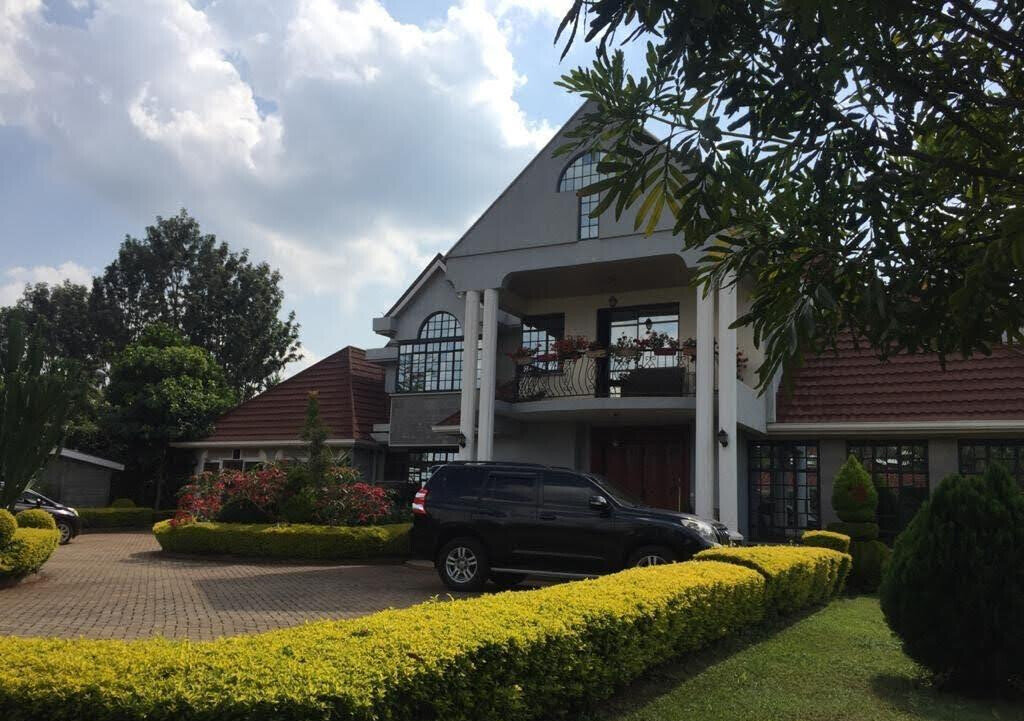 Half Acre 4BR Haven at KSh 350K