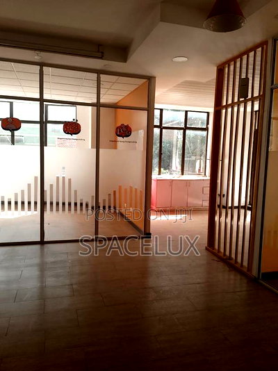 Nice Quiet Office - Image 4