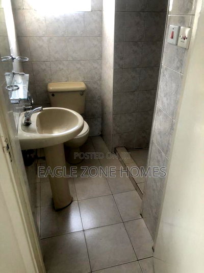 2bdrm Apartment in Ojijo Road, Parklands/Highridge for rent - Image 3