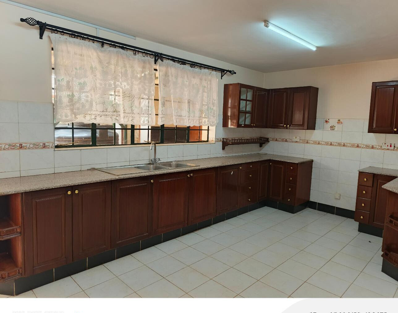 4-Ensuite Townhouse with Office & Pool - Lavington