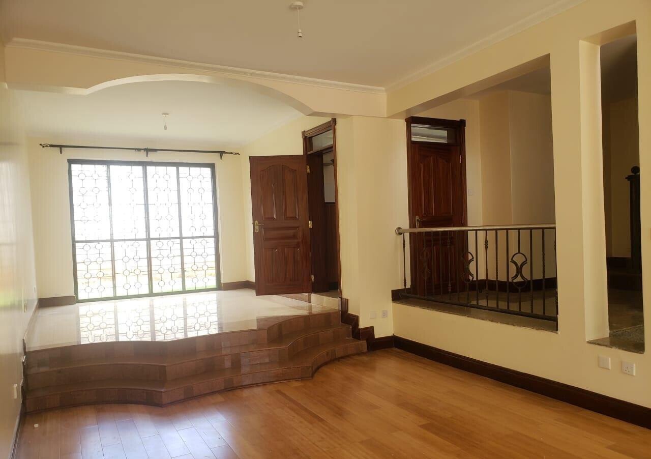 5BR Townhouse with Mature Garden & 24/7 Security - Westlands