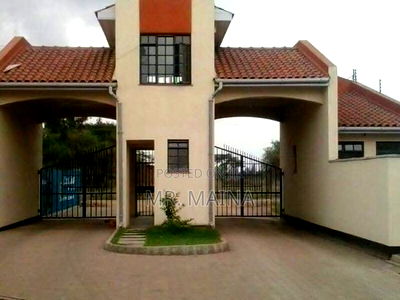 3bdrm Maisonette in Loneview Estate, Hotel 67 Area for sale - Image 1