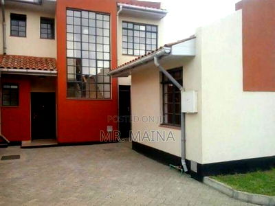 3bdrm Maisonette in Loneview Estate, Hotel 67 Area for sale - Image 2