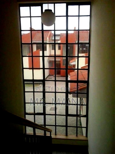 3bdrm Maisonette in Loneview Estate, Hotel 67 Area for sale - Image 19