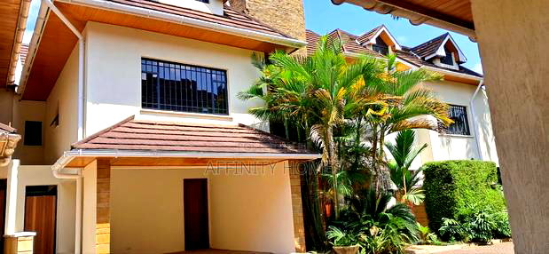 5bdrm House in Loiyangalani, Lavington for sale