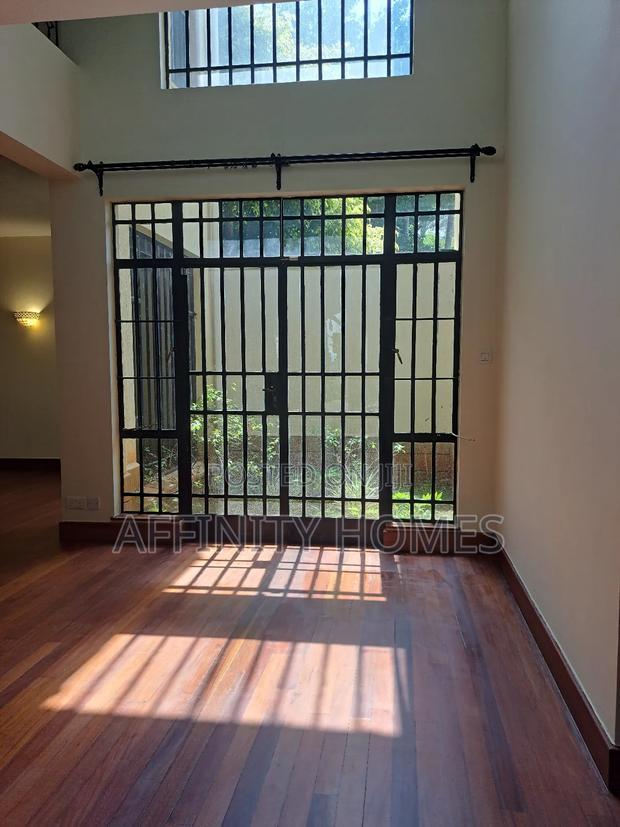 5bdrm House in Loiyangalani, Lavington for sale