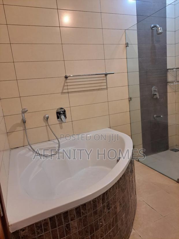 5bdrm House in Loiyangalani, Lavington for sale