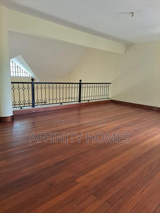 5bdrm House in Loiyangalani, Lavington for sale