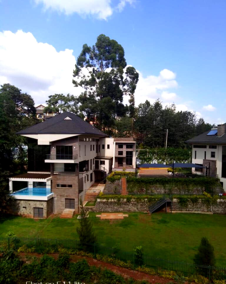 5-Ensuite Smart Townhouse with 5M Pool & CCTV - Loresho Ridge