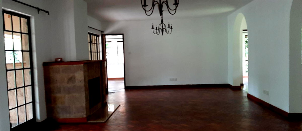7-Bed Townhouse with River Frontage & Fireplace - Lower Kabete