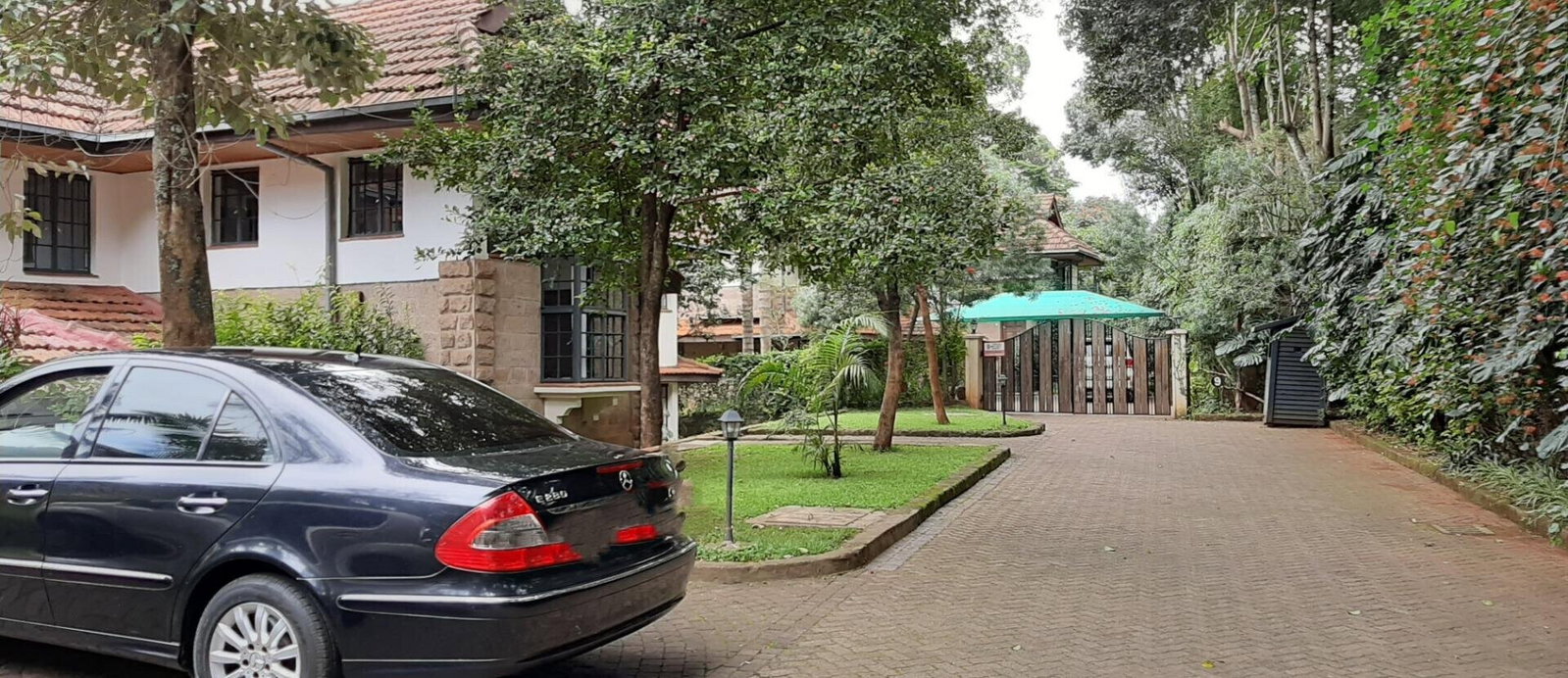 7-Bed Townhouse with River Frontage & Fireplace - Lower Kabete