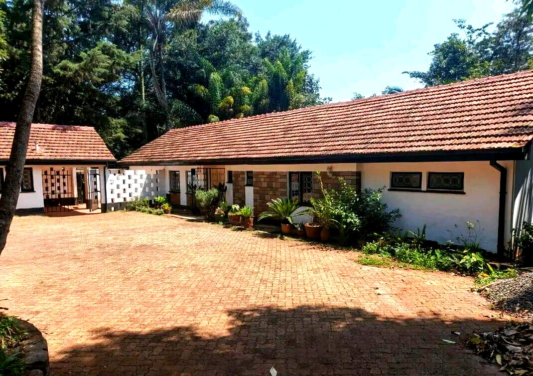 ¾-Acre Bungalow with Renovation Potential - Kyuna Estate