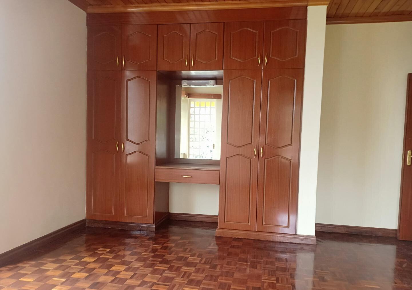 5BR Garden Home for KSh 350K