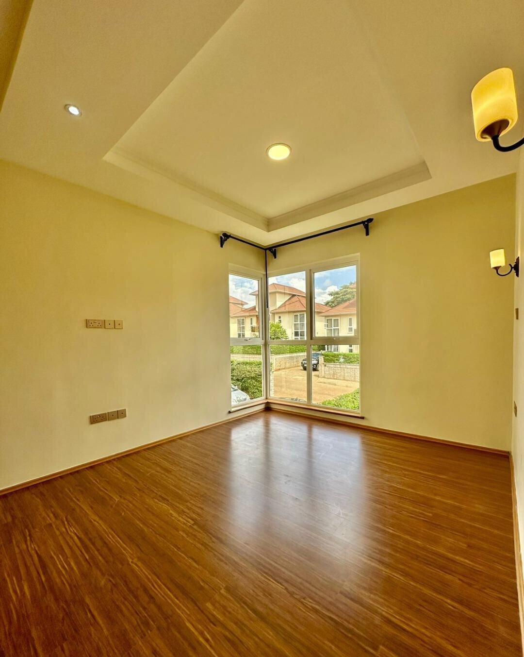 Gated 4BR Home with Garden