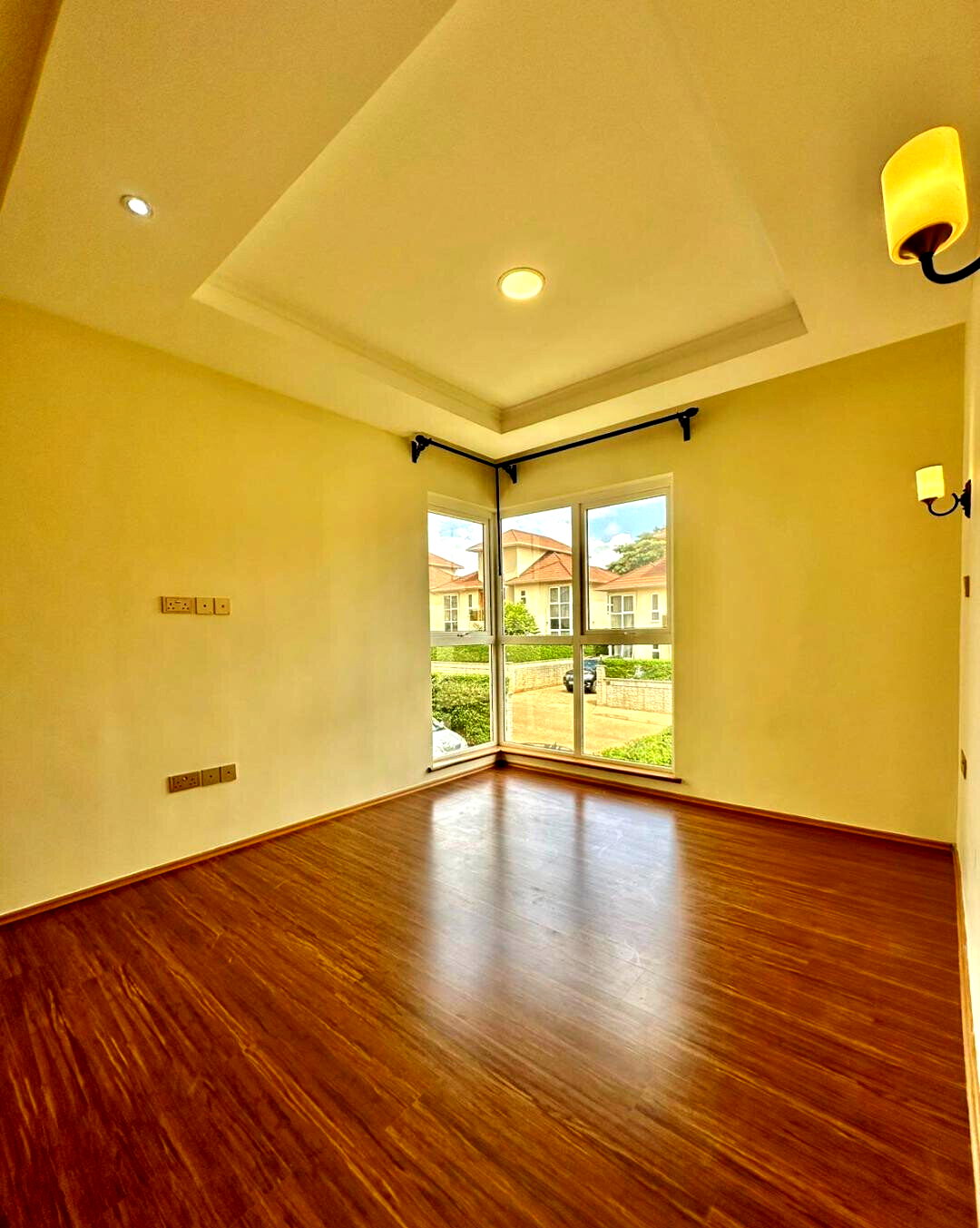 Gated 4BR Home with Garden