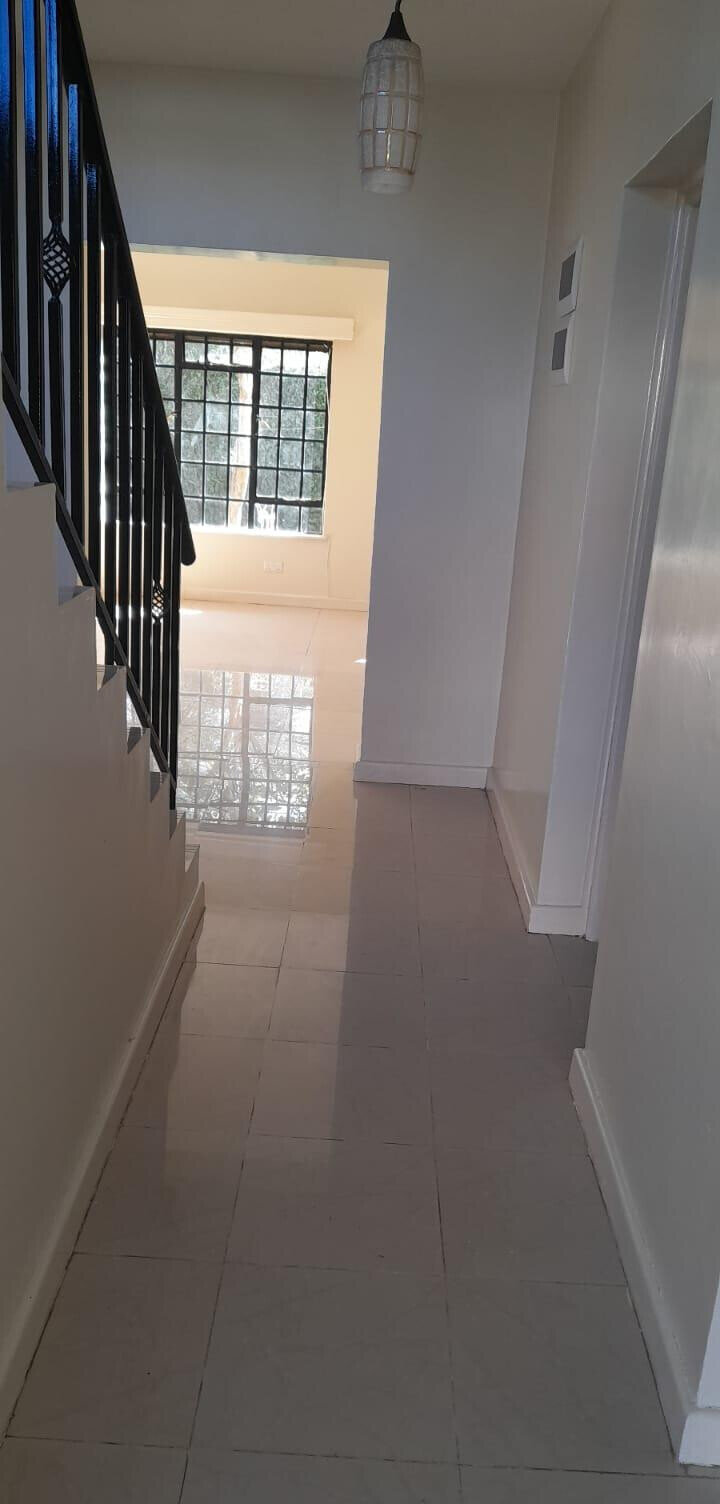 4BR Townhouse with Pool & DSQ – Phenom Estate, Langata