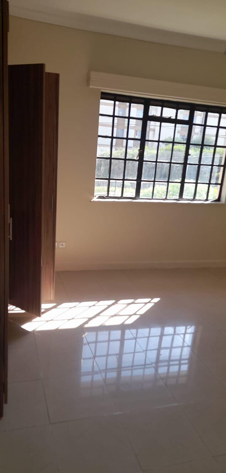 4BR Townhouse with Pool & DSQ – Phenom Estate, Langata