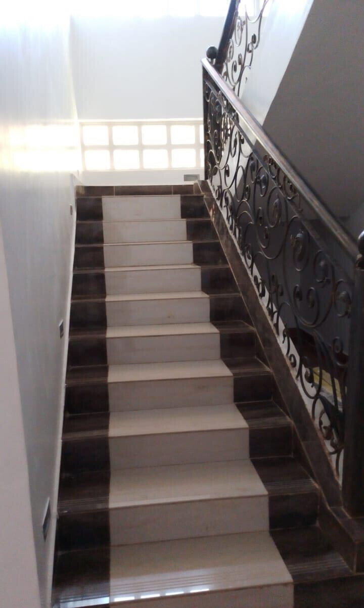 7-Bedroom Duplex Mansion with Guest House on Half-Acre - Runda