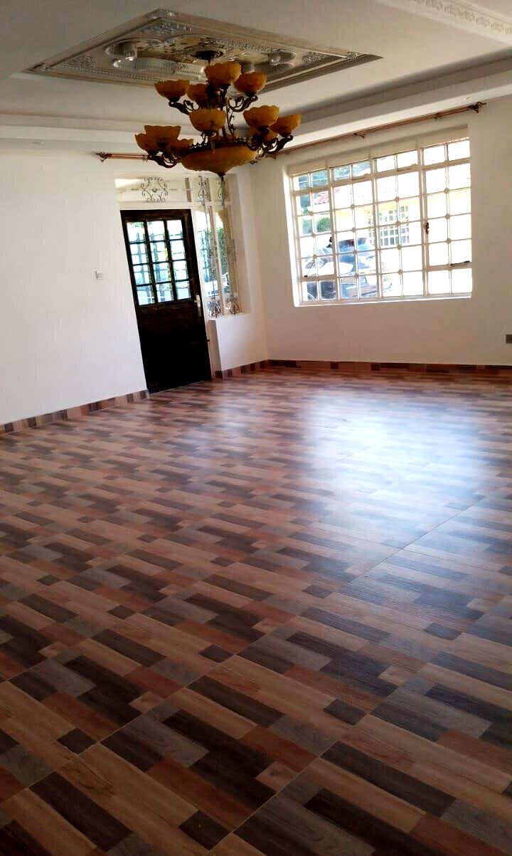 7-Bedroom Duplex Mansion with Guest House on Half-Acre - Runda