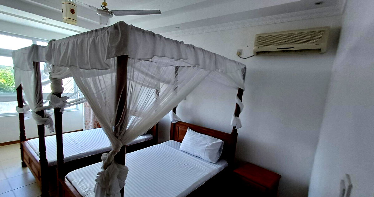 Fully Furnished 3BR with Private Beach Access - Nyali