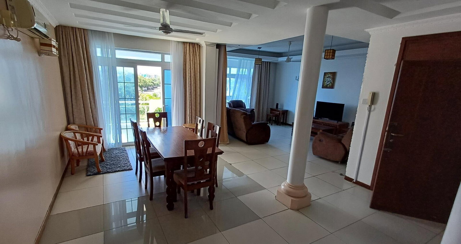 Fully Furnished 3BR with Private Beach Access - Nyali