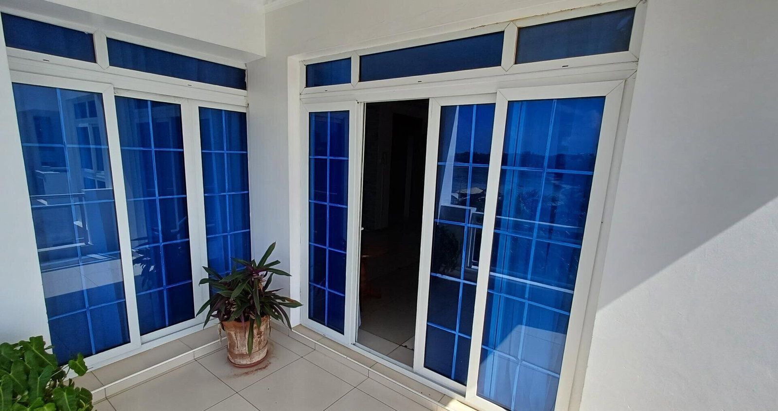 Fully Furnished 3BR with Private Beach Access - Nyali