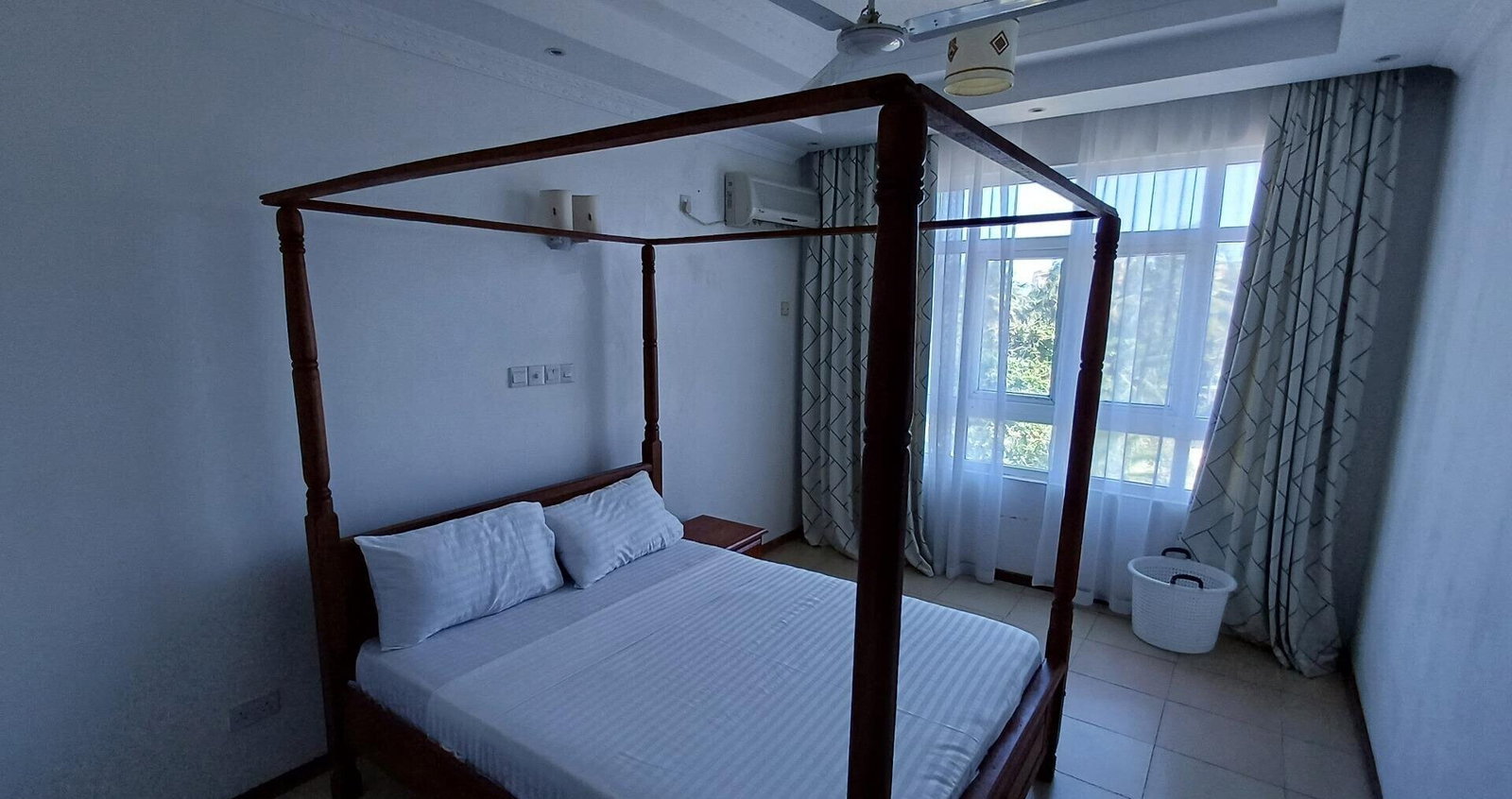 Fully Furnished 3BR with Private Beach Access - Nyali