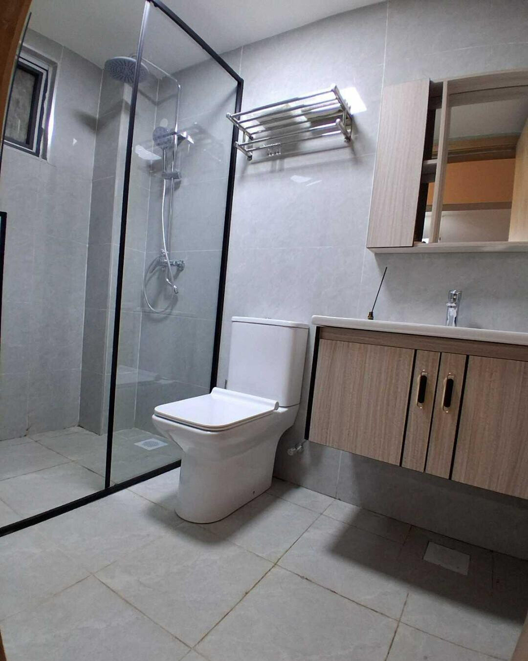 1BR in 17-Floor Tower with Pool & Clubhouse - Lavington