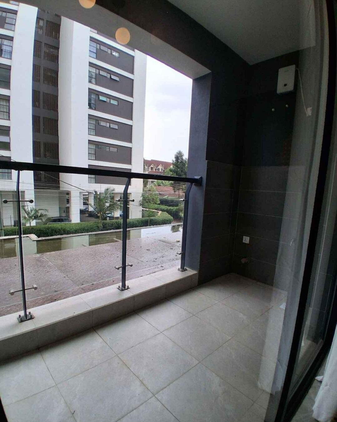 1BR in 17-Floor Tower with Pool & Clubhouse - Lavington