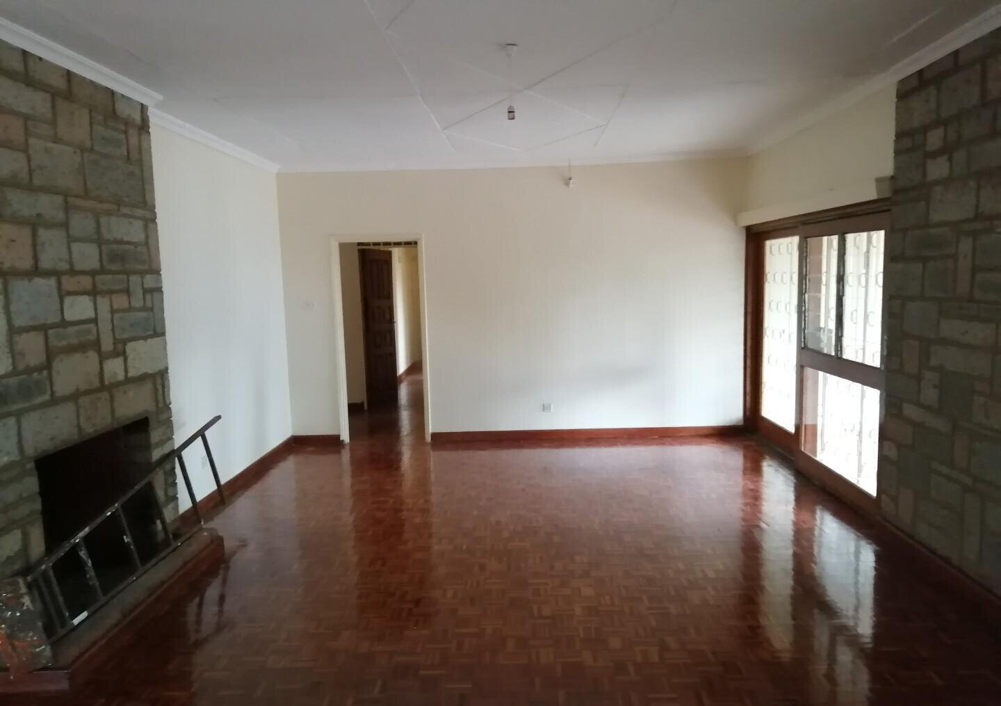 Half Acre 4BR Haven at KSh 280K