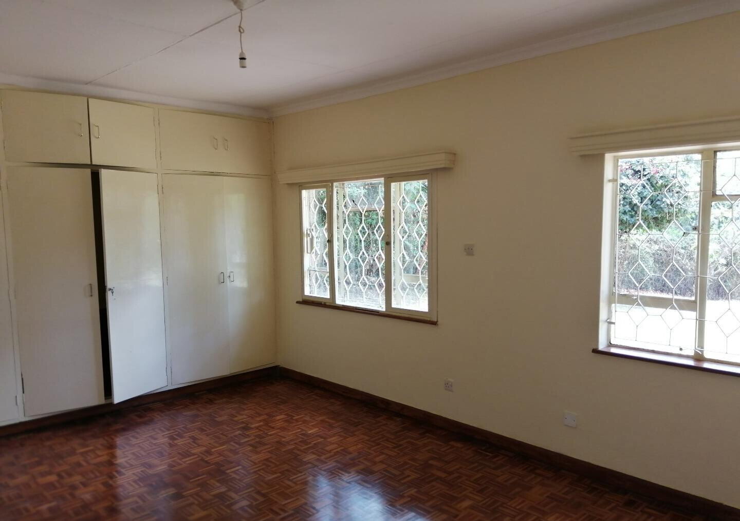 Half Acre 4BR Haven at KSh 280K