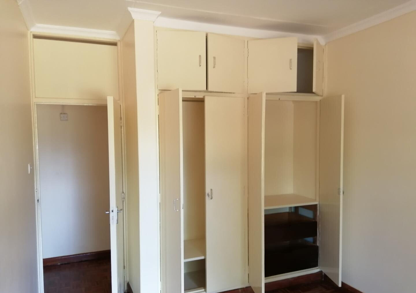 Half Acre 4BR Haven at KSh 280K