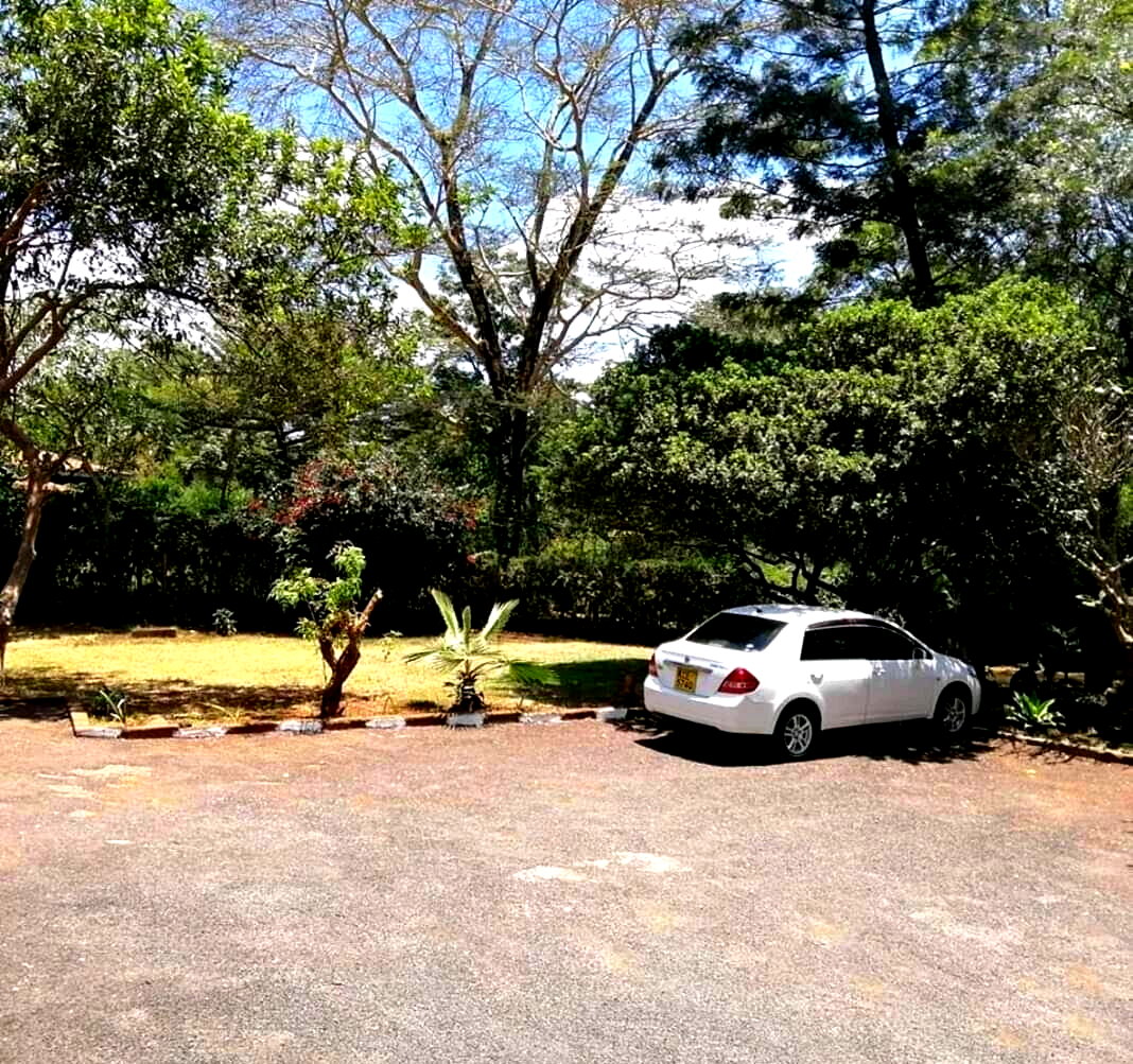 Half Acre 4BR Haven at KSh 280K
