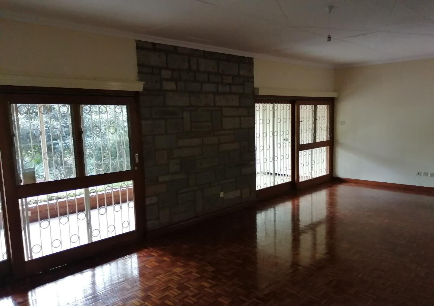 Half Acre 4BR Haven at KSh 280K