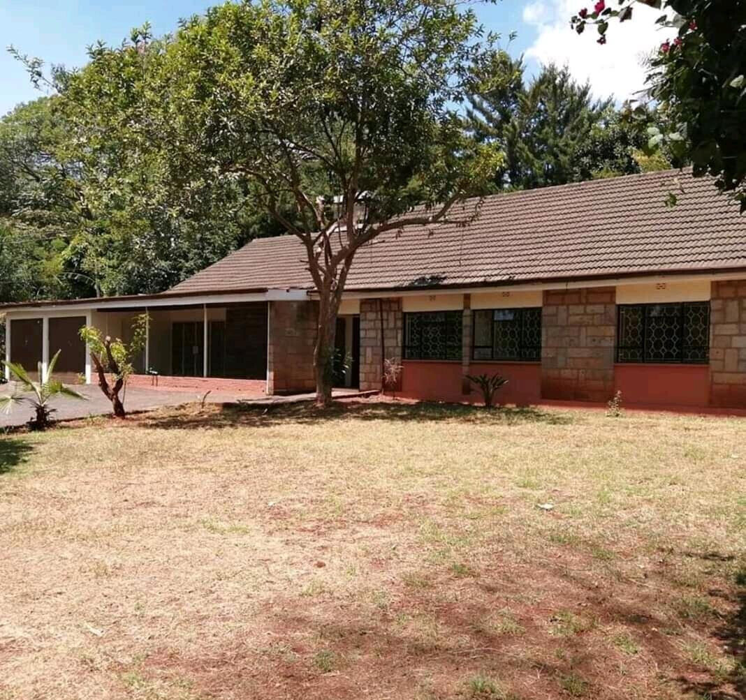 Half Acre 4BR Haven at KSh 280K