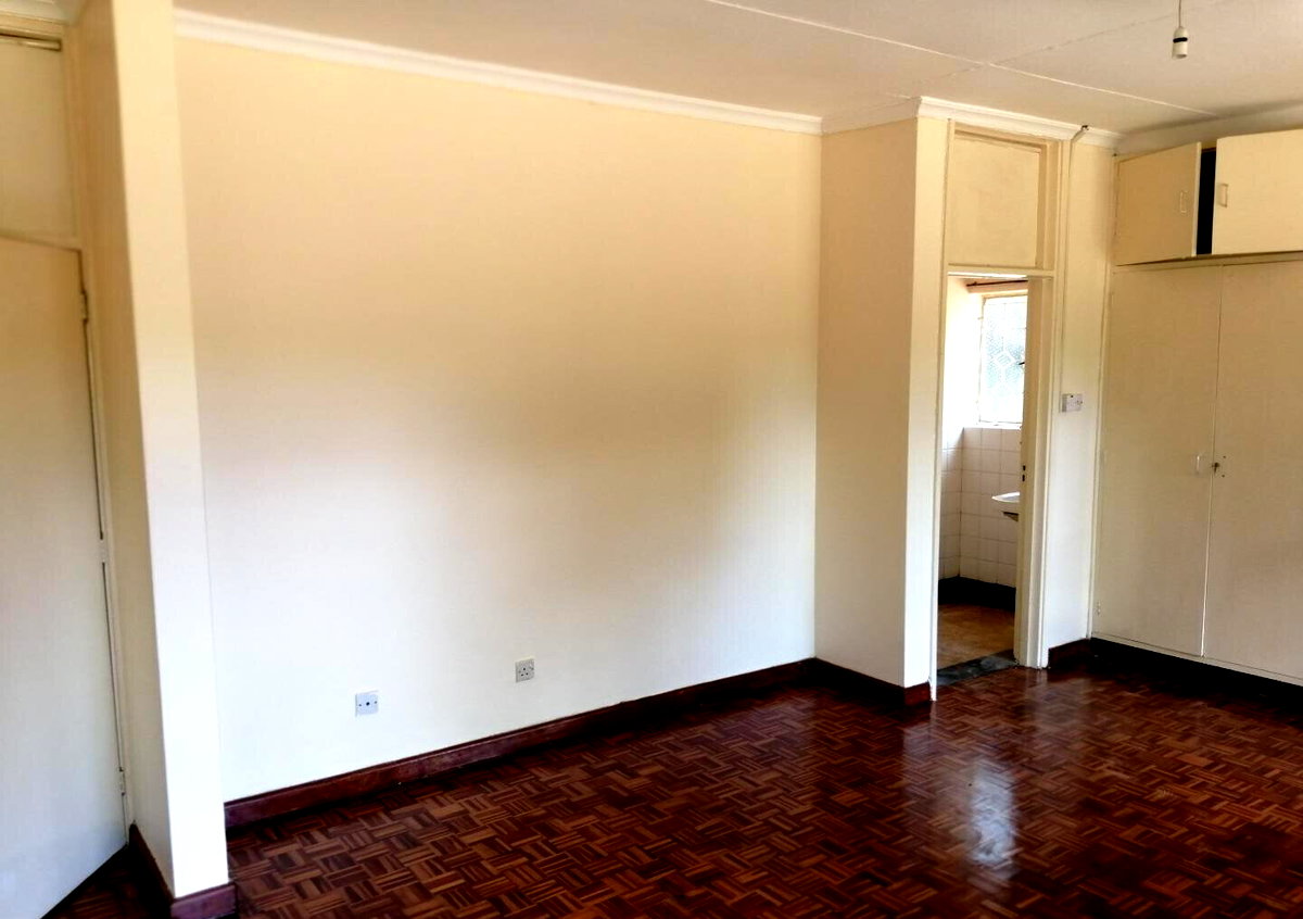 Half Acre 4BR Haven at KSh 280K
