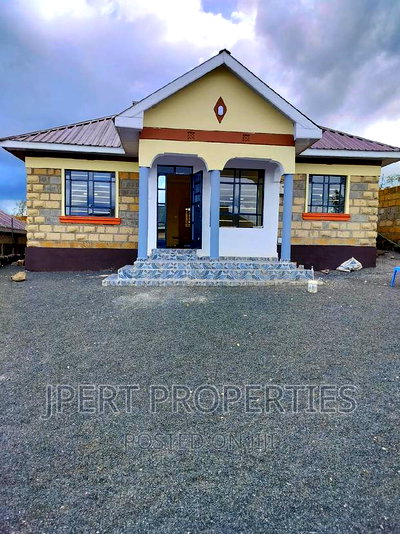 3bdrm Bungalow in Rimpa for sale - Image 1