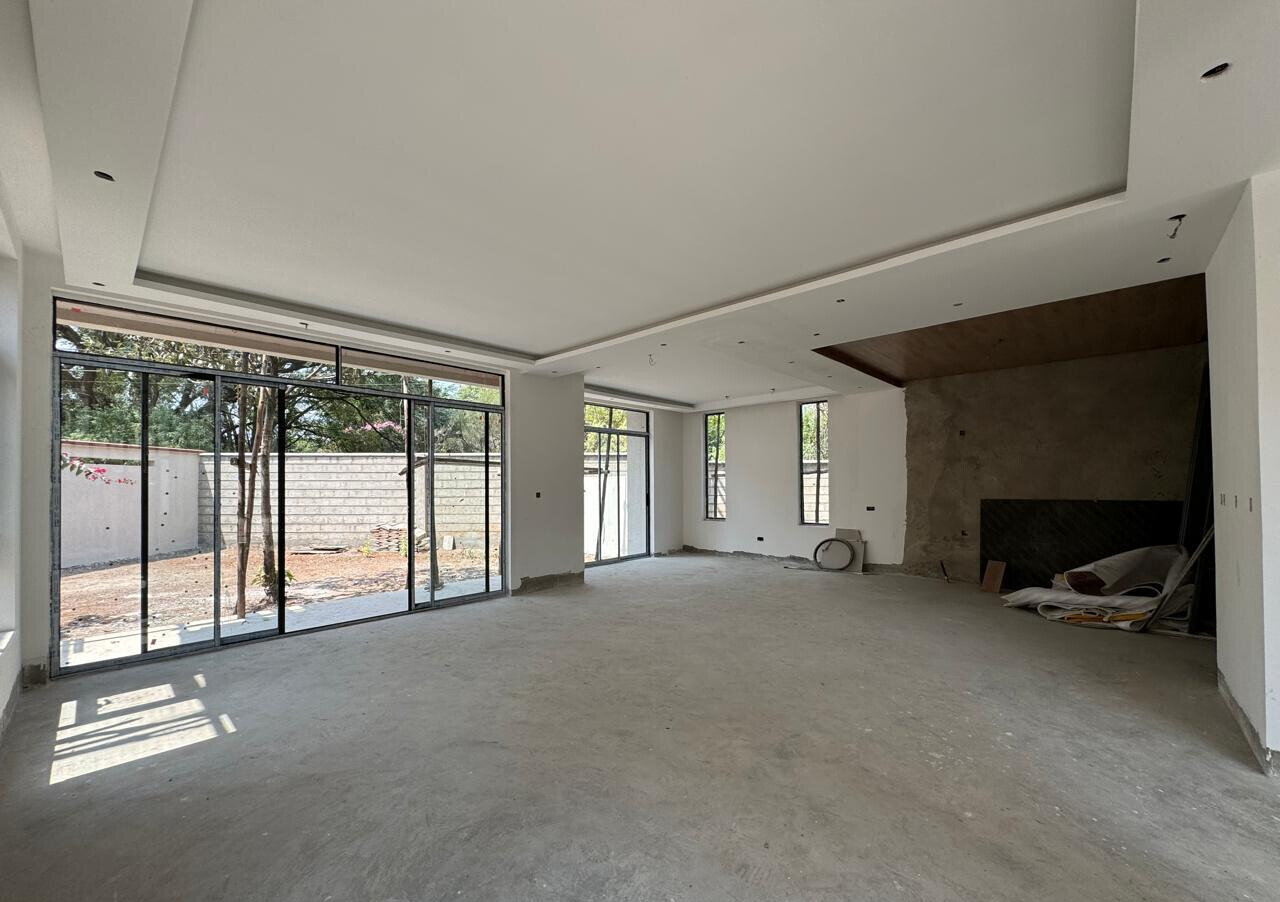 Cul-de-Sac Townhouse with Open-Plan Living - Lavington