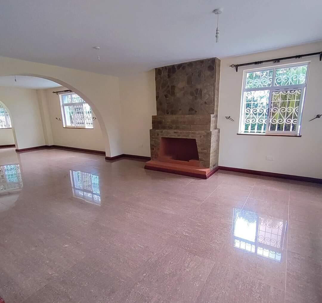 4-Ensuite Townhouse with DSQ & Basement on 0.57 Acre – Karen
