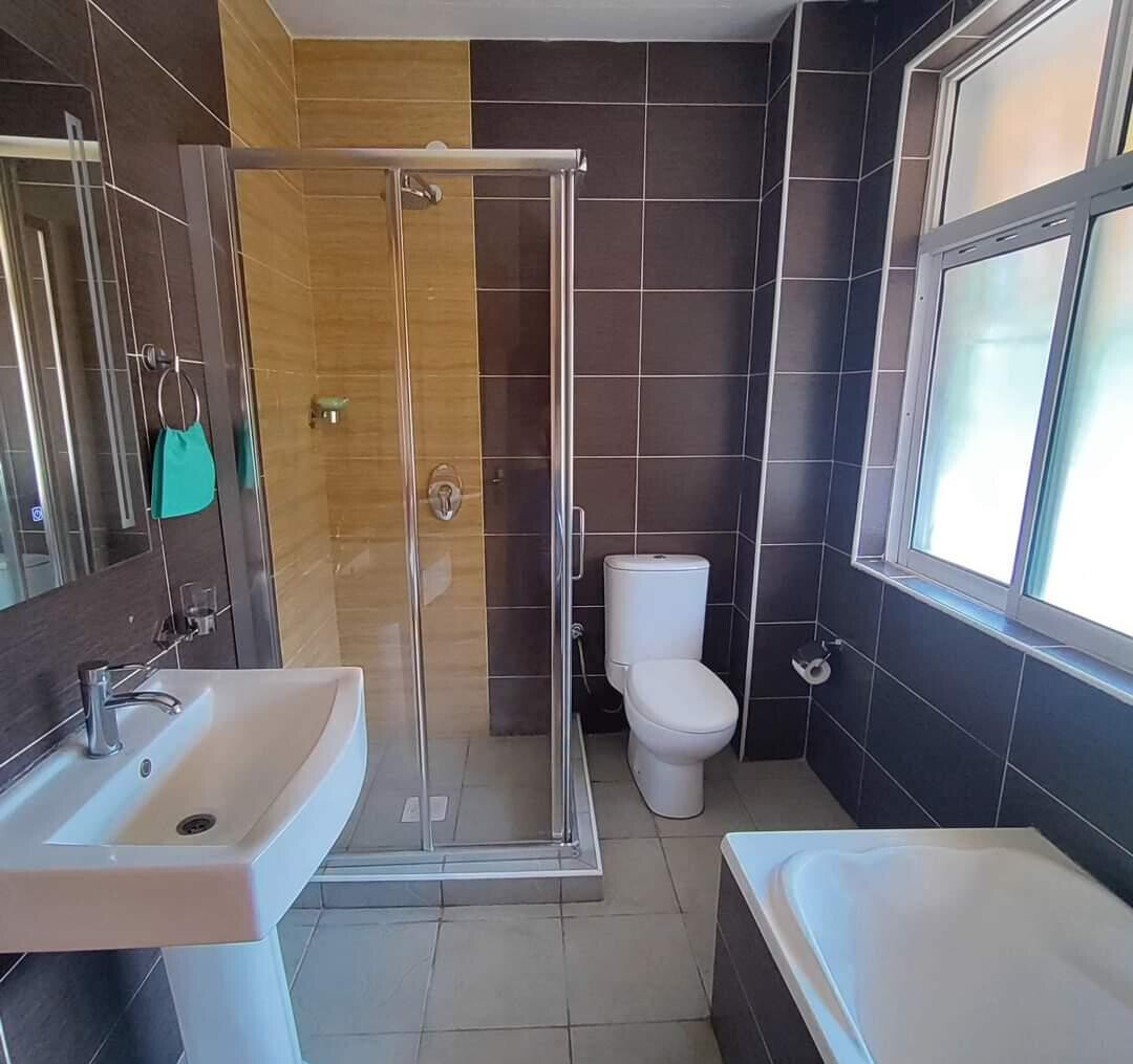 4-Ensuite Townhouse with DSQ & Basement on 0.57 Acre – Karen