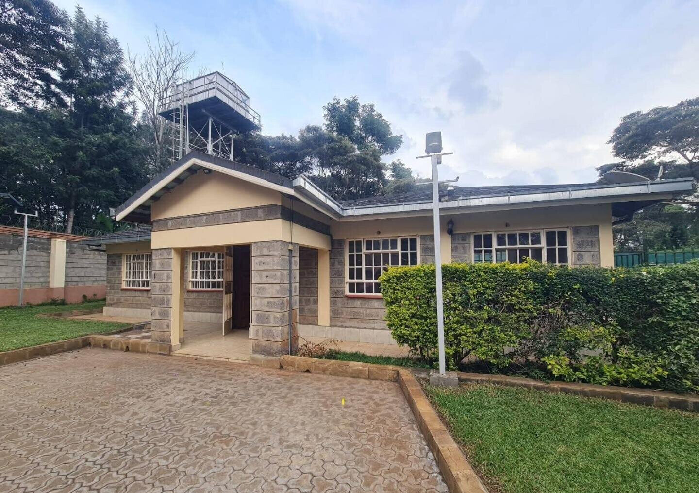 Half Acre Garden Home at KSh 150K