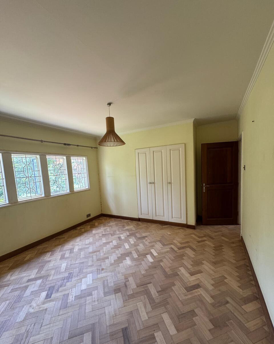5-Bed Muthaiga Home with 3 Staff Quarters & Light-Filled Living